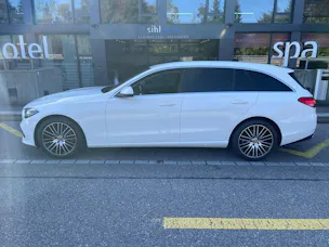 MERCEDES-BENZ C 220 d T Avantgarde