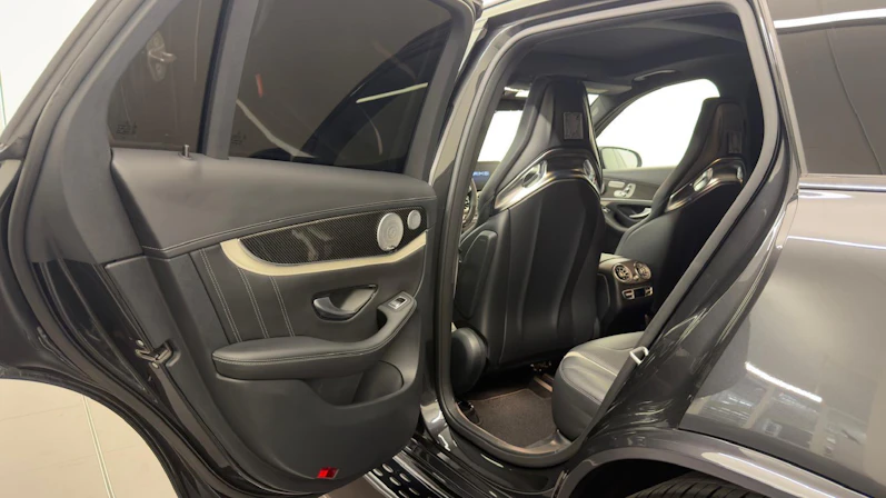 image du véhicule MERCEDES-BENZ GLC 63 AMG