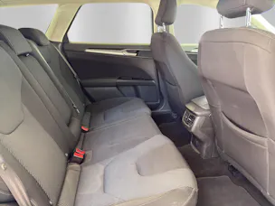 FORD Mondeo 2.0 TDCi Business Plus PowerShift