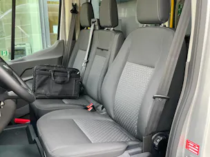 FORD Transit 460 L4H3 Trend RWD A 18-Sitzer mit Standheizung, AHK und 360° Kamera