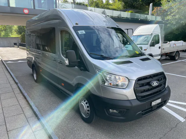 FORD Transit 460 L4H3 Trend RWD A 18-Sitzer mit Standheizung, AHK und 360° Kamera