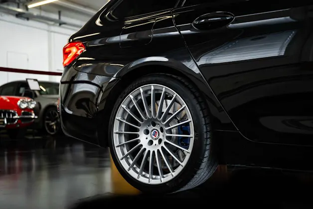 BMW Alpina BMW-ALPINA B5 BiTurbo Touring 4.4 V8 xDrive Switch-Tronic