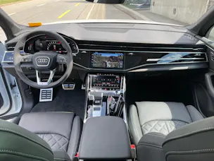 AUDI SQ7 TFSI quattro tiptronic