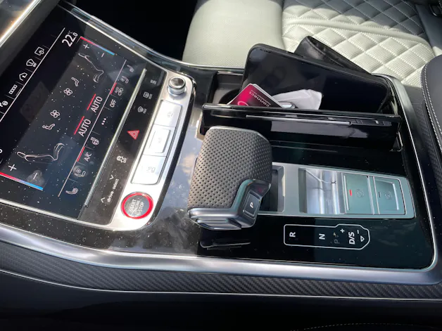 AUDI SQ7 TFSI quattro tiptronic