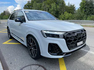AUDI SQ7 TFSI quattro tiptronic