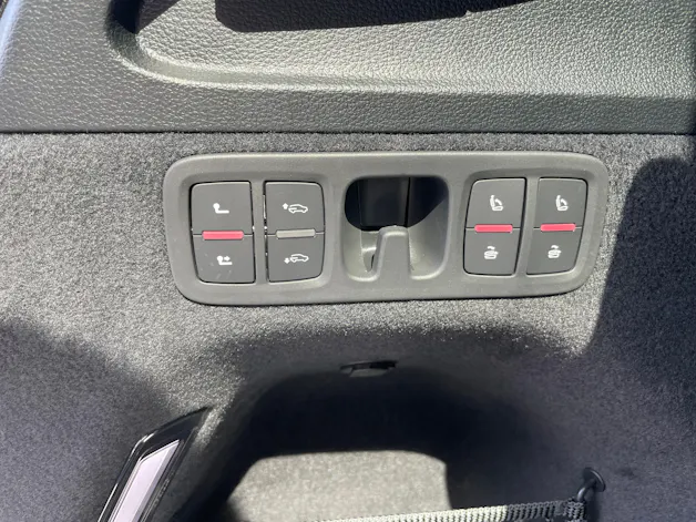 AUDI SQ7 TFSI quattro tiptronic