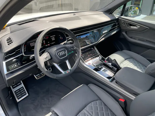 AUDI SQ7 TFSI quattro tiptronic