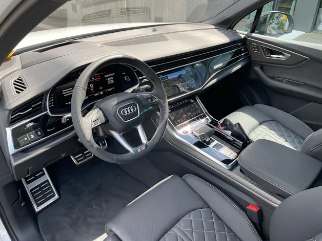 AUDI SQ7 TFSI quattro tiptronic