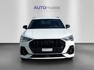 AUDI Q3 45 TFSI e S line Attraction S-tronic