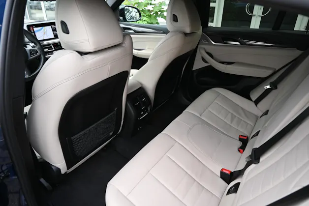BMW X4 xDrive 48V 30d M Sport Individual Steptronic 286PS + Voll-Ausstattung + AHK 2000kg