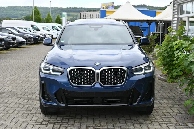 BMW X4 xDrive 48V 30d M Sport Individual Steptronic 286PS + Voll-Ausstattung + AHK 2000kg