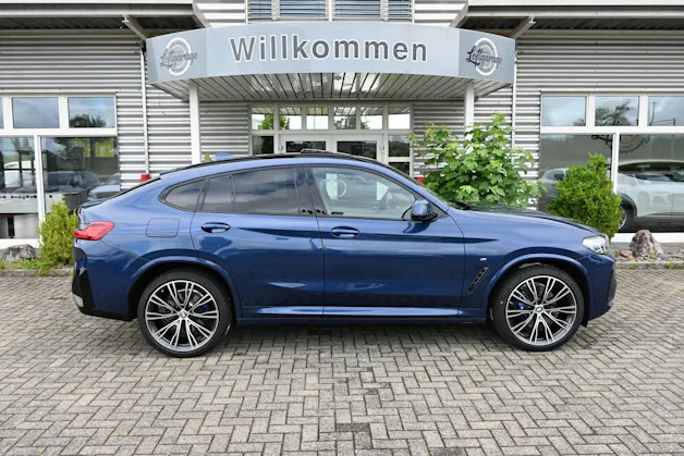 BMW X4 xDrive 48V 30d M Sport Individual Steptronic 286PS + Voll-Ausstattung + AHK 2000kg