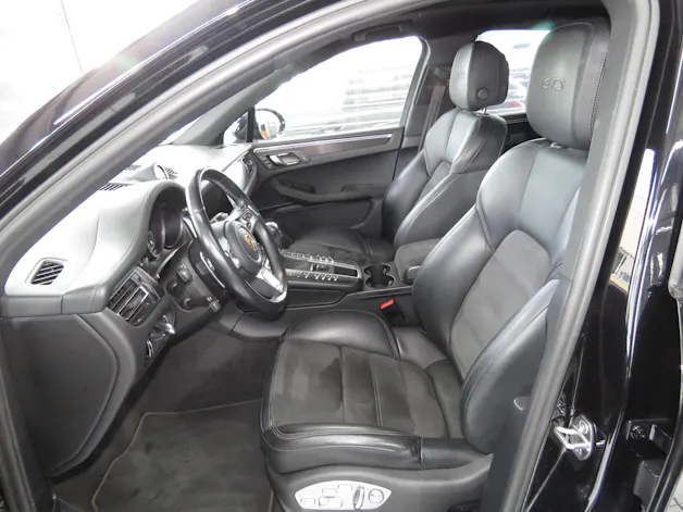 PORSCHE Macan GTS PDK (Automat)