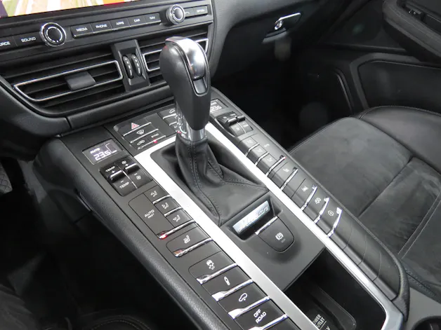PORSCHE Macan GTS PDK (Automat)
