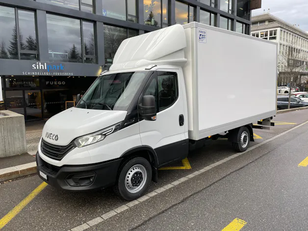IVECO 35 S 16H A8 Kastenwagen mit Hebebühne