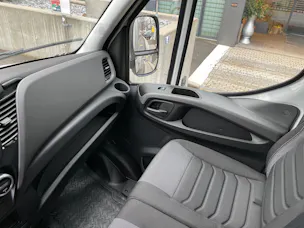 IVECO 35 S 16H A8 Kastenwagen mit Hebebühne