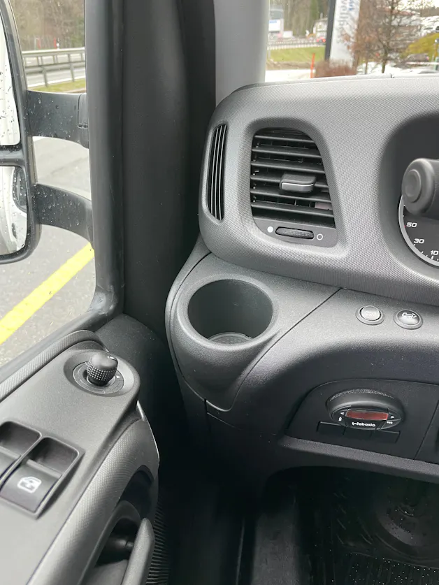 IVECO 35 S 16H A8 Kastenwagen mit Hebebühne
