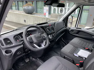 IVECO 35 S 16H A8 Kastenwagen mit Hebebühne