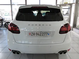 PORSCHE Cayenne Turbo Automat (AHK 3.5 t) Fixpreis !!!