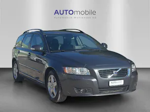 VOLVO V50 D5 Summum Geartronic