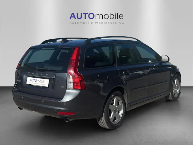 VOLVO V50 D5 Summum Geartronic