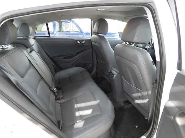 HYUNDAI Ioniq 1.6 GDi HEV Launch DCT (Automat) ab Platz, Fixpreis !!!