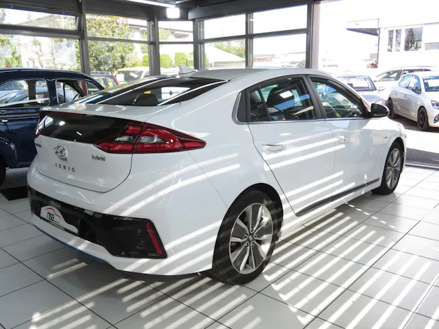 HYUNDAI Ioniq 1.6 GDi HEV Launch DCT (Automat) ab Platz, Fixpreis !!!
