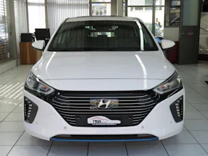 HYUNDAI Ioniq 1.6 GDi HEV Launch DCT (Automat) ab Platz, Fixpreis !!!