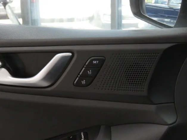 HYUNDAI Ioniq 1.6 GDi HEV Launch DCT (Automat) ab Platz, Fixpreis !!!