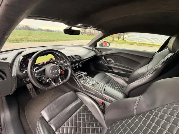 AUDI R8 Coupé 5.2 plus S-Tronic **Voll Carbon**
