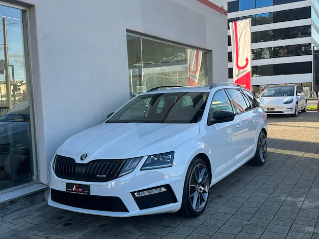 SKODA Octavia Combi 2.0 TDI RS 4x4 DSG