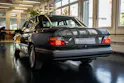 MERCEDES-BENZ 230 E