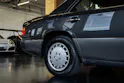 MERCEDES-BENZ 230 E
