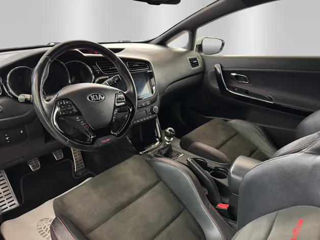 Kia Pro_Cee'd 1.6 GDi Turbo GT