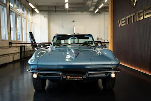 CHEVROLET CORVETTE STINGRAY