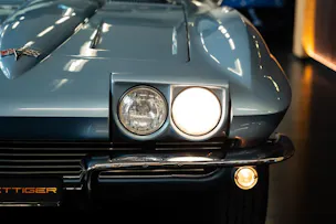 CHEVROLET CORVETTE STINGRAY
