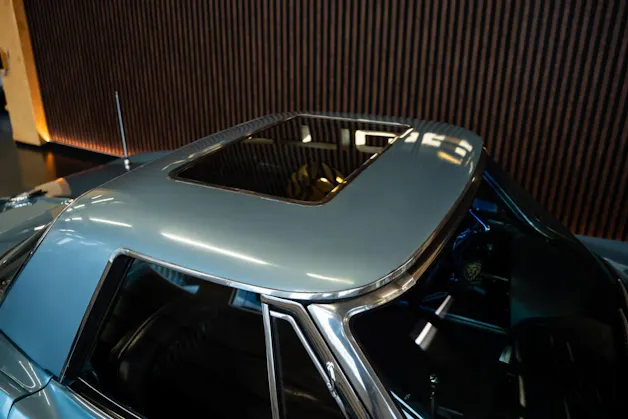 CHEVROLET CORVETTE STINGRAY