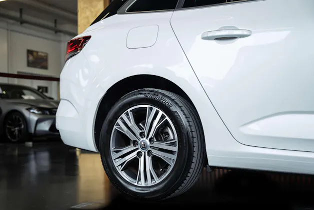 RENAULT Mégane Grandtour 1.6 E-Tech Intens