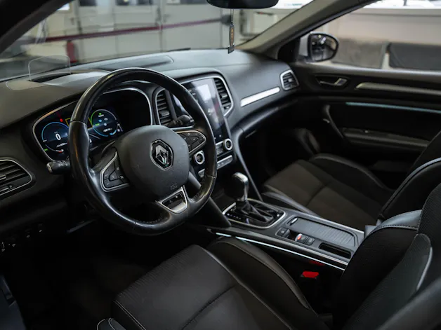 RENAULT Mégane Grandtour 1.6 E-Tech Intens