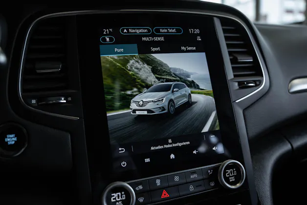 RENAULT Mégane Grandtour 1.6 E-Tech Intens