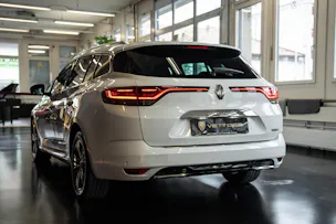 RENAULT Mégane Grandtour 1.6 E-Tech Intens