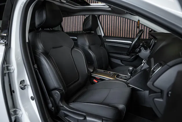 RENAULT Mégane Grandtour 1.6 E-Tech Intens