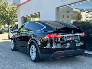 Tesla Model X ** RAVEN** Maximale-Reichweite