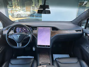 Tesla Model X ** RAVEN** Maximale-Reichweite