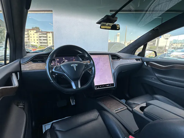 Tesla Model X ** RAVEN** Maximale-Reichweite