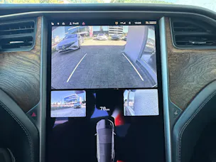 Tesla Model X ** RAVEN** Maximale-Reichweite