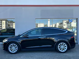 Tesla Model X ** RAVEN** Maximale-Reichweite