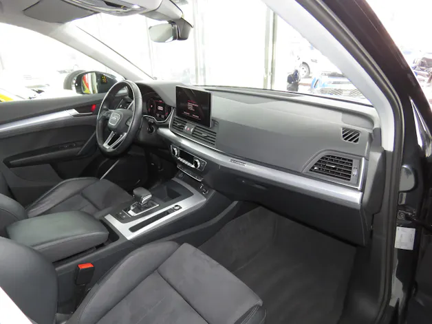 AUDI Q5 40 TDI advanced Quattro S-tronic (Automat)