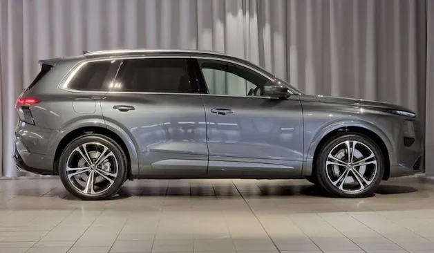 AUDI Q7 SUV TDI quattro 220 kW S-Line, MODELL 2026