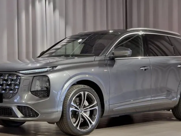 AUDI Q7 SUV TDI quattro 220 kW S-Line, MODELL 2026
